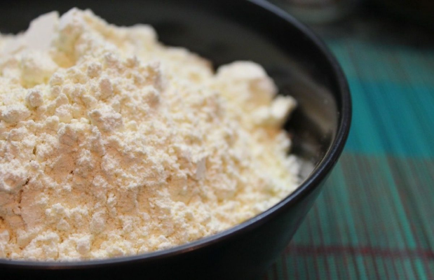 Guar Gum in Bowl